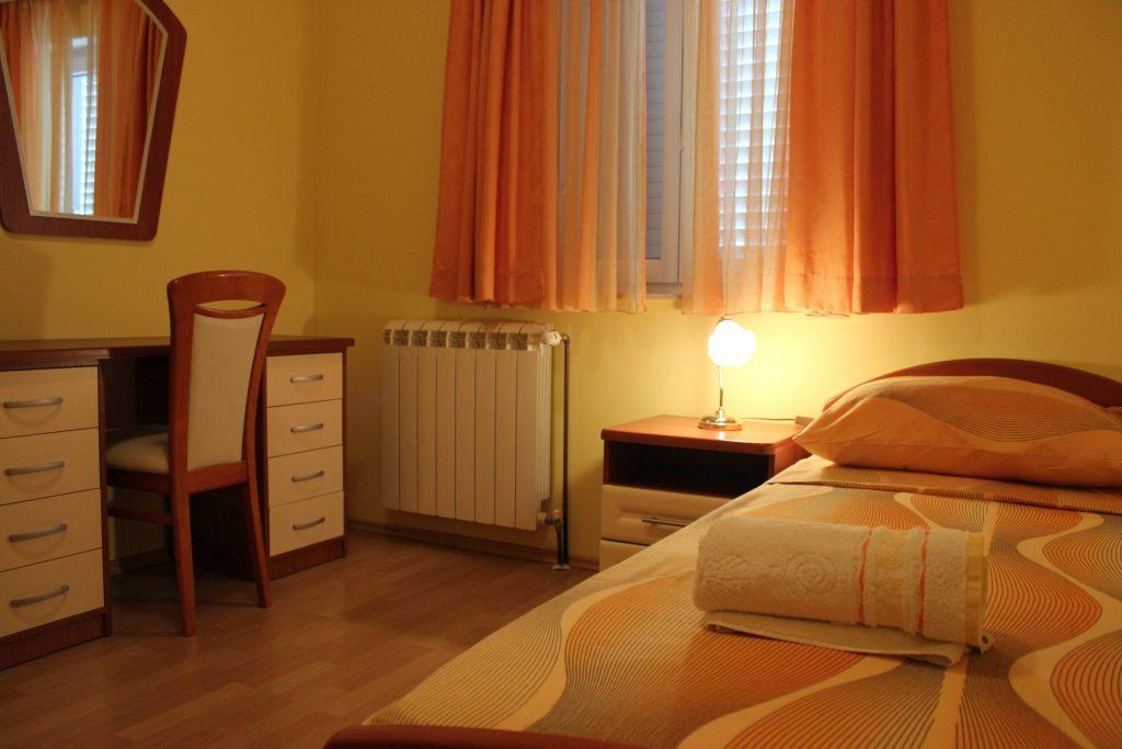 Apartments Lucija Сегет-Враница Экстерьер фото